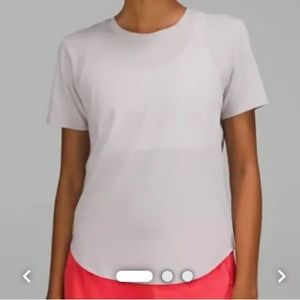 Lululemon High Neck Running Tshirt/Light Gray/Sz 6/Very Good
